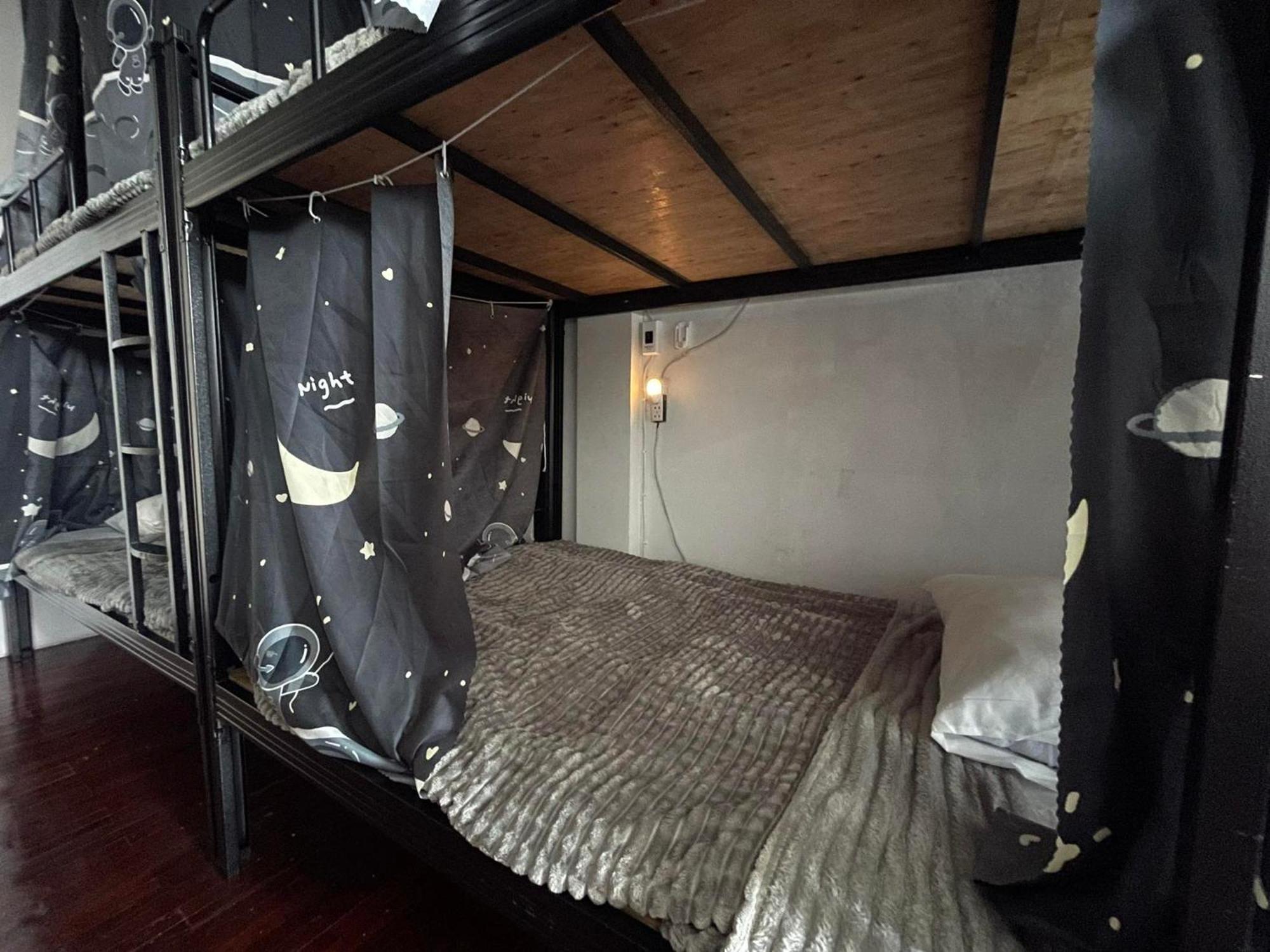Happy Hope Hostel Bangkok Luaran gambar
